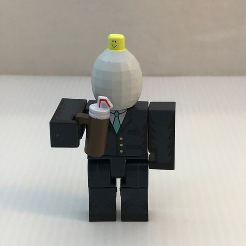Jazwares Roblox Series 3 Twenty-Two Pillot Figure & Accessories No Code